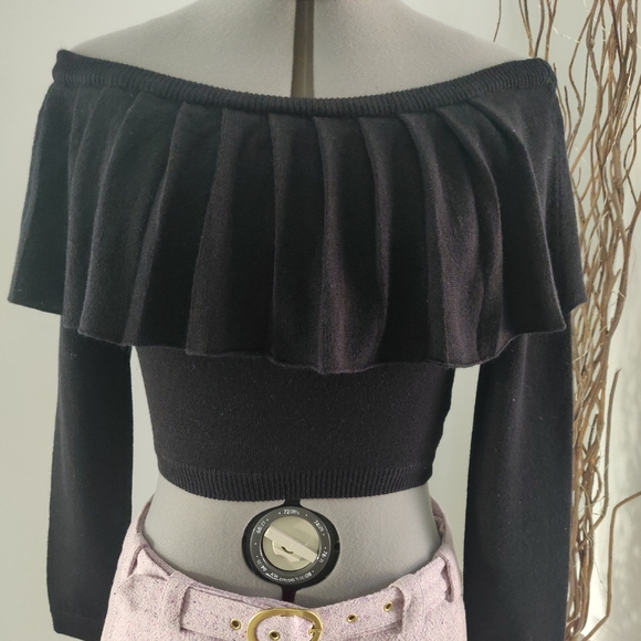 Sweet little sweater - Picture 6 of 10